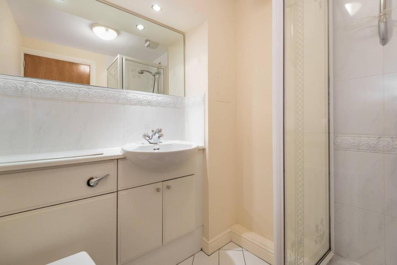 Joivy Old Town Apartment With Parking Close To Royal Mile Единбург Екстер'єр фото